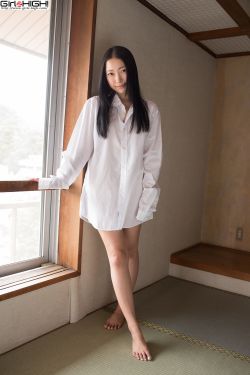 小荡货奶真大水真多紧视频